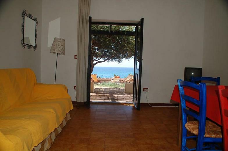 Villa Alabe - Waterfront Apartments In Bosa Porto Alabe Tresnuraghes Exterior foto
